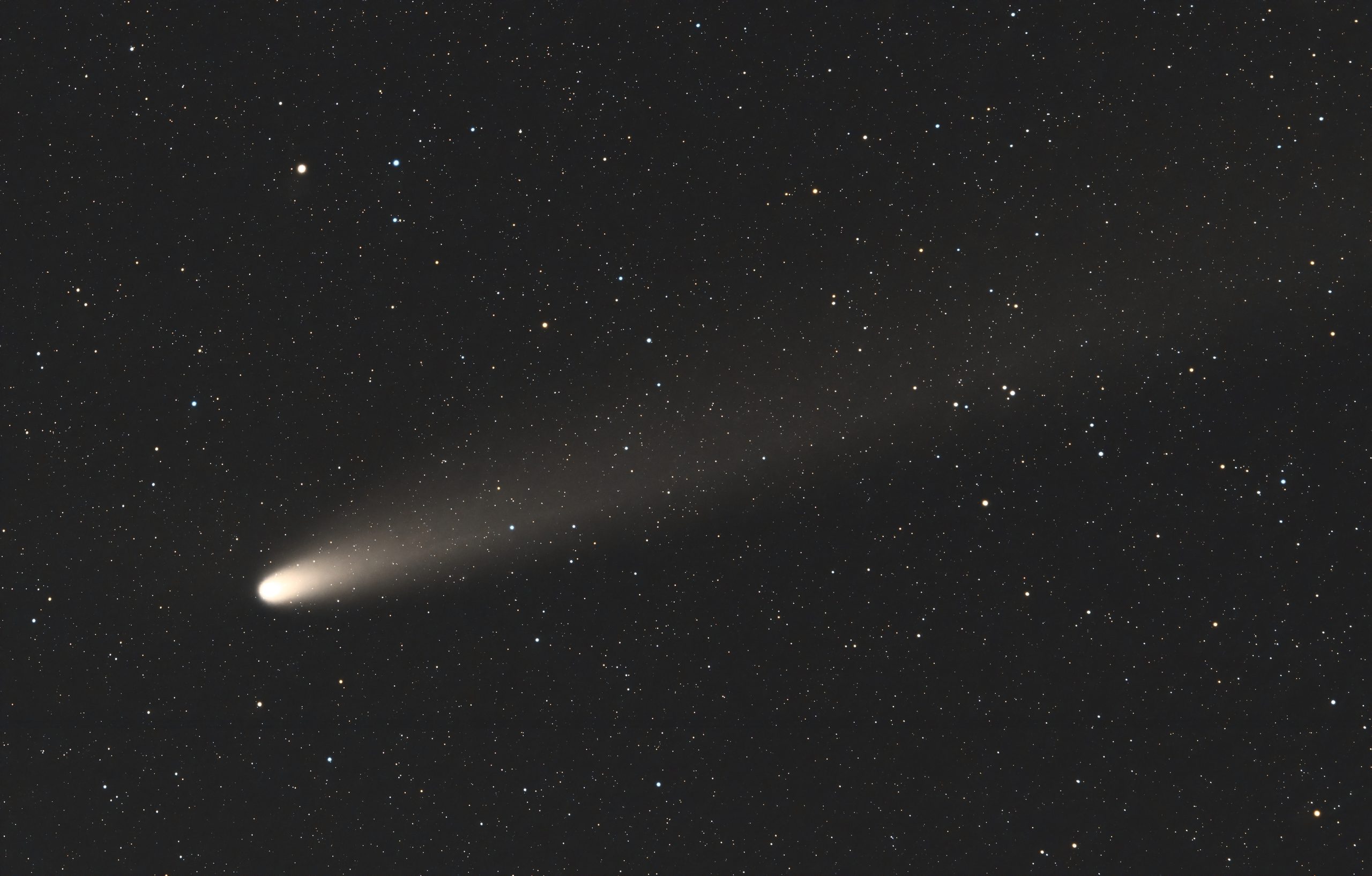 Comet Tsuchinshan–ATLAS, photographed by Hari Krishna Malladi.